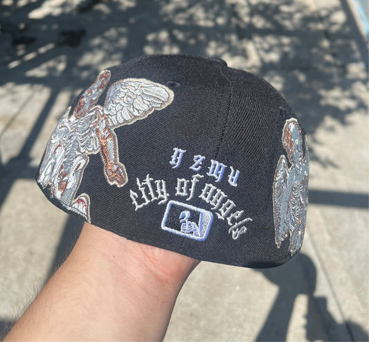 NEW ERA EXCLUSIVE 59FIFTY BLACK/ RED BRIM LOS ANGELES DODGERS W/ 2020 CHAMPIONS SIDE PATCH