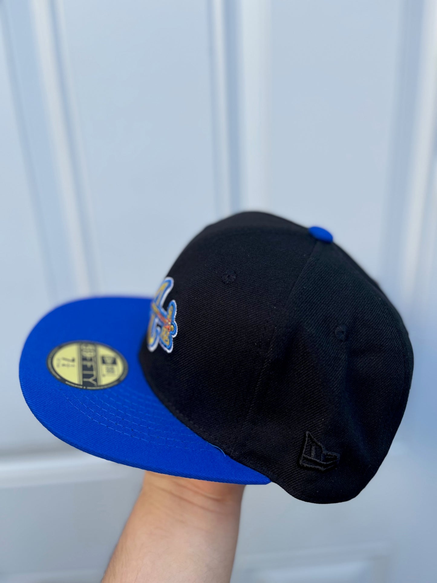 ATLANTA BRAVES W/ WORLD SERIES SIDE PATCH