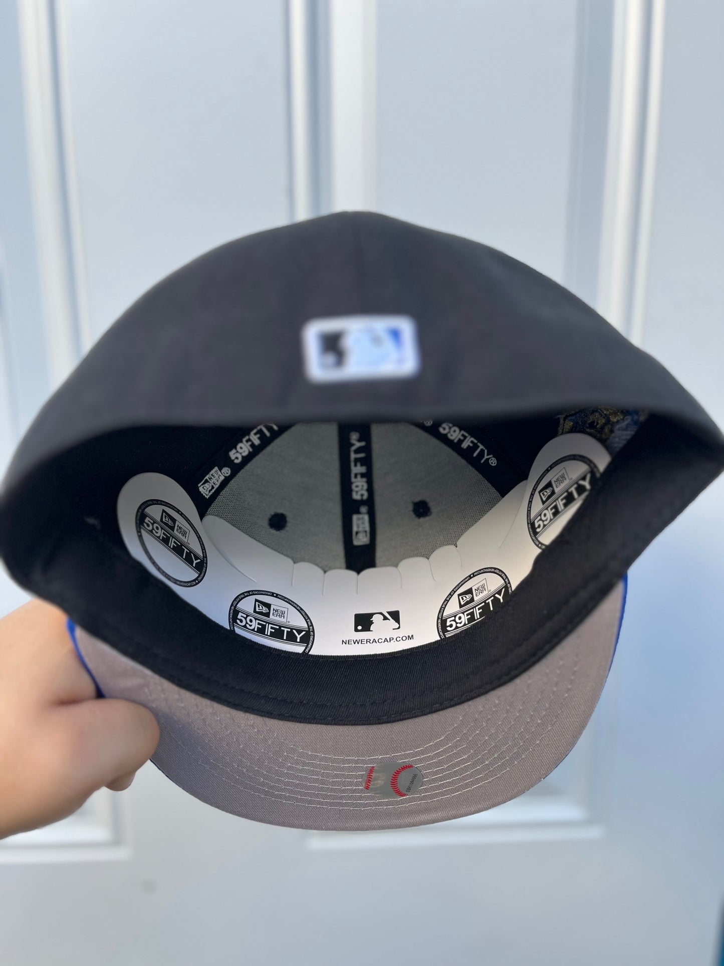 ATLANTA BRAVES W/ WORLD SERIES SIDE PATCH